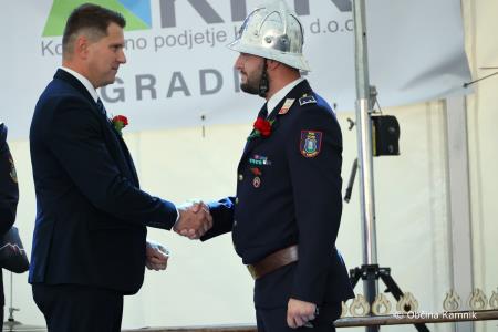 Slovesnost ob odprtju prizidka in prevzemu večnamenskega gasilskega vozila PGD Gozd (16)